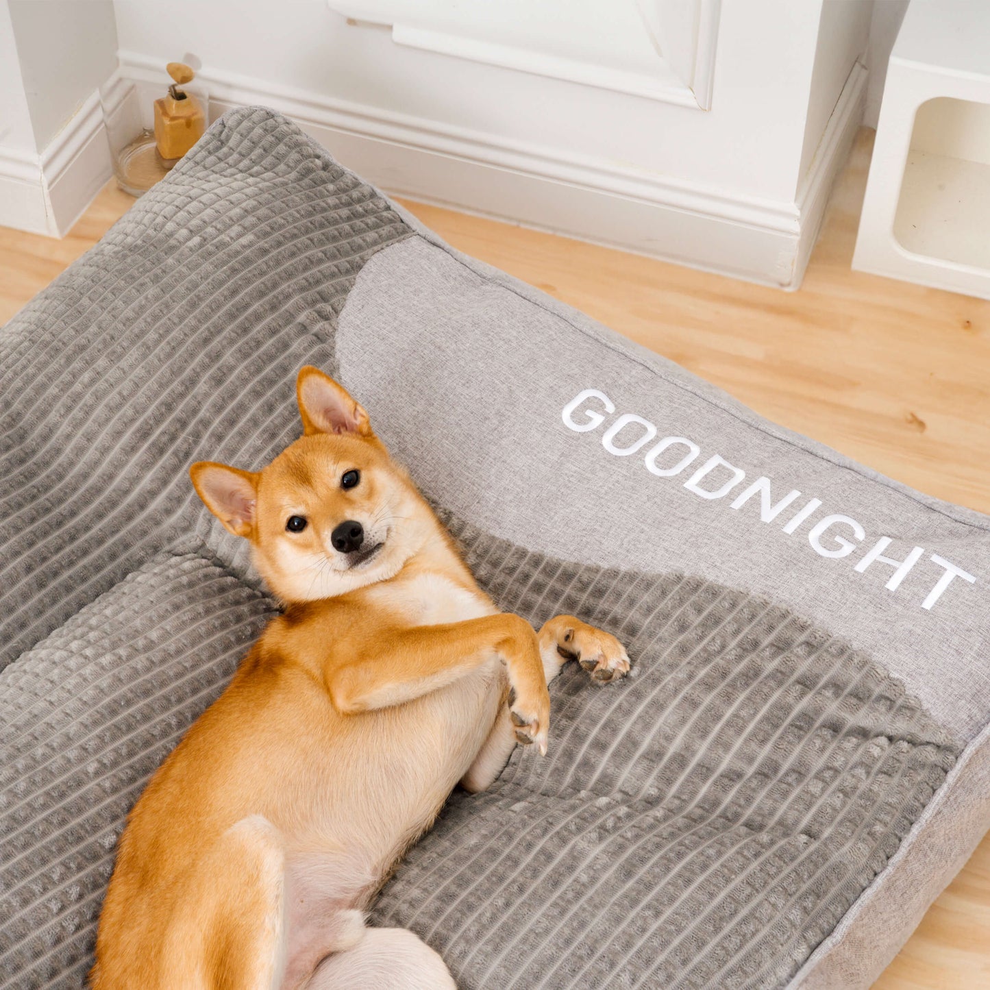Grand lit coussin épais anti-rayures pour chien avec protection de la colonne vertébrale